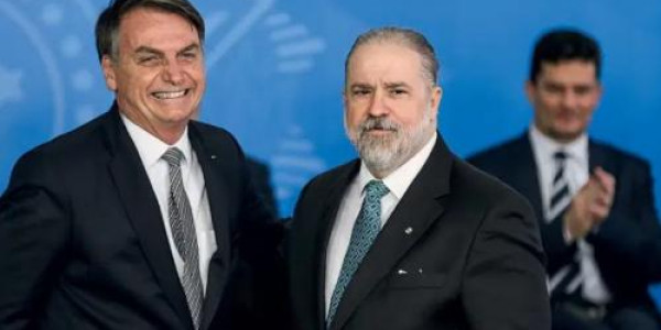 BRASIL:Pastor acusa Grupo Globo de tentar evitar um ministro evangélico no STF